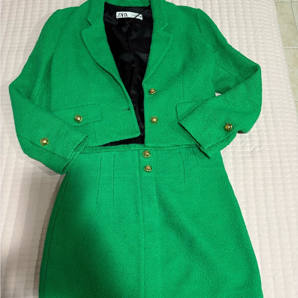Zara Women's Green Jacket & Skirt Set